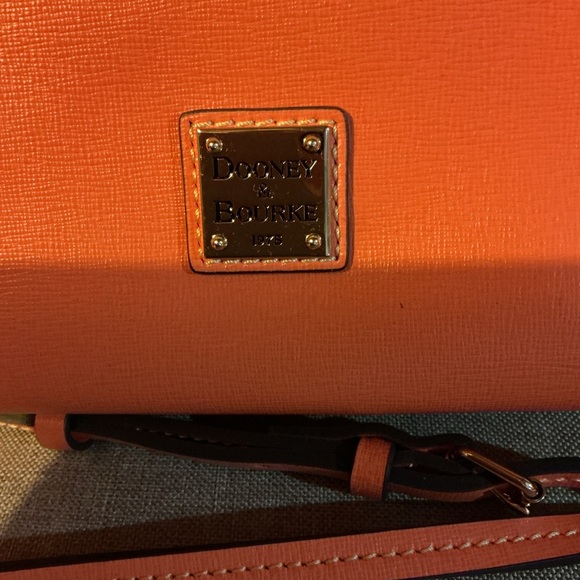 NEW Dooney & Bourke Coral Orange Crossbody Bag and Matching Wallet - Picture 10 of 10